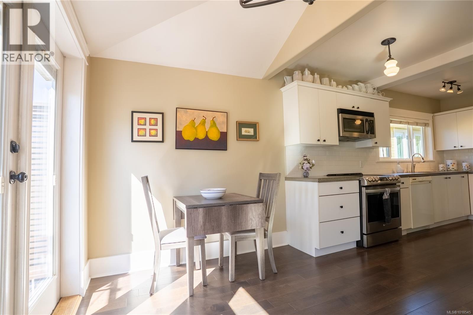  2730 Blackwood Street, Victoria