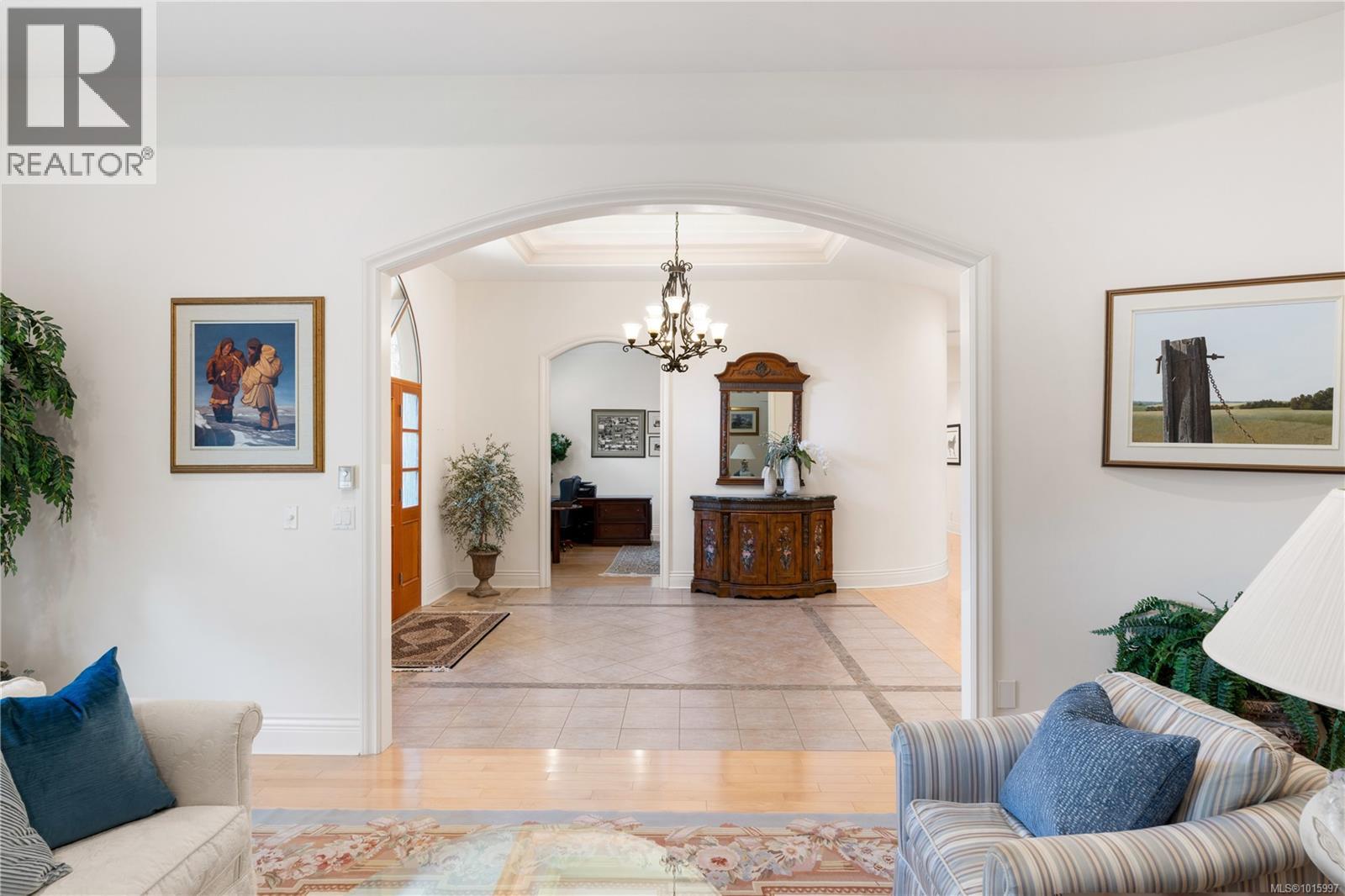 3721 Arbutus Ridge, Saanich