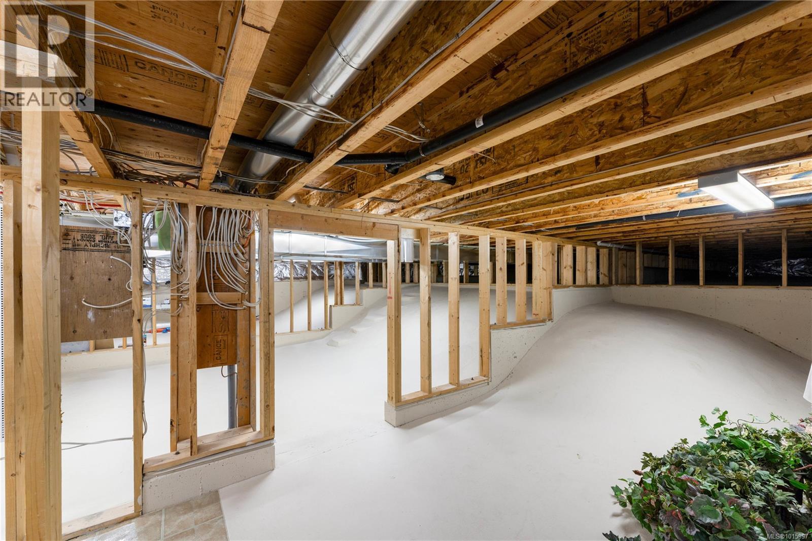 3721 Arbutus Ridge, Saanich