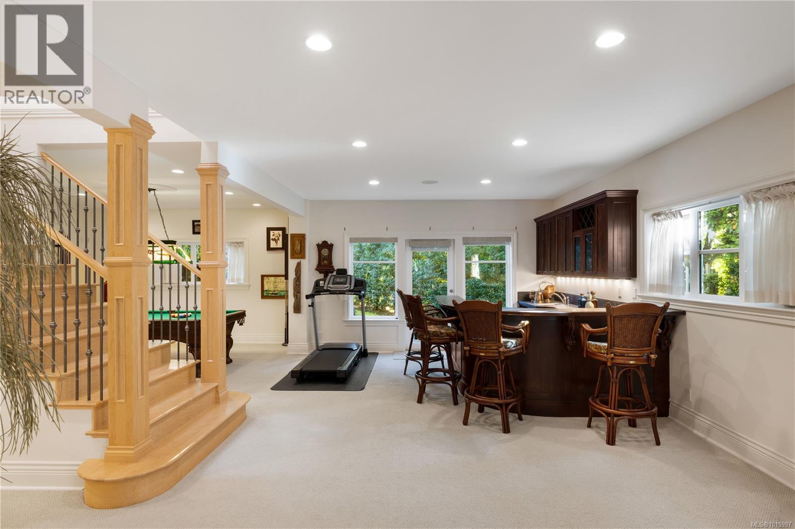 3721 Arbutus Ridge, Saanich