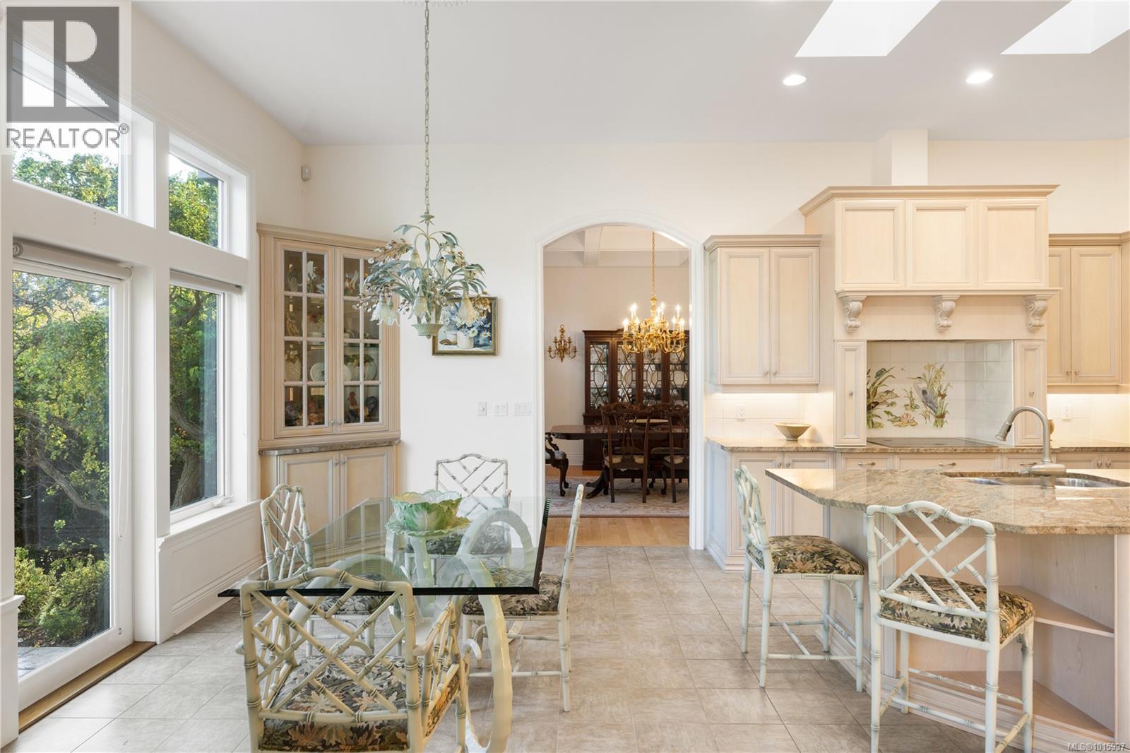 3721 Arbutus Ridge, Saanich