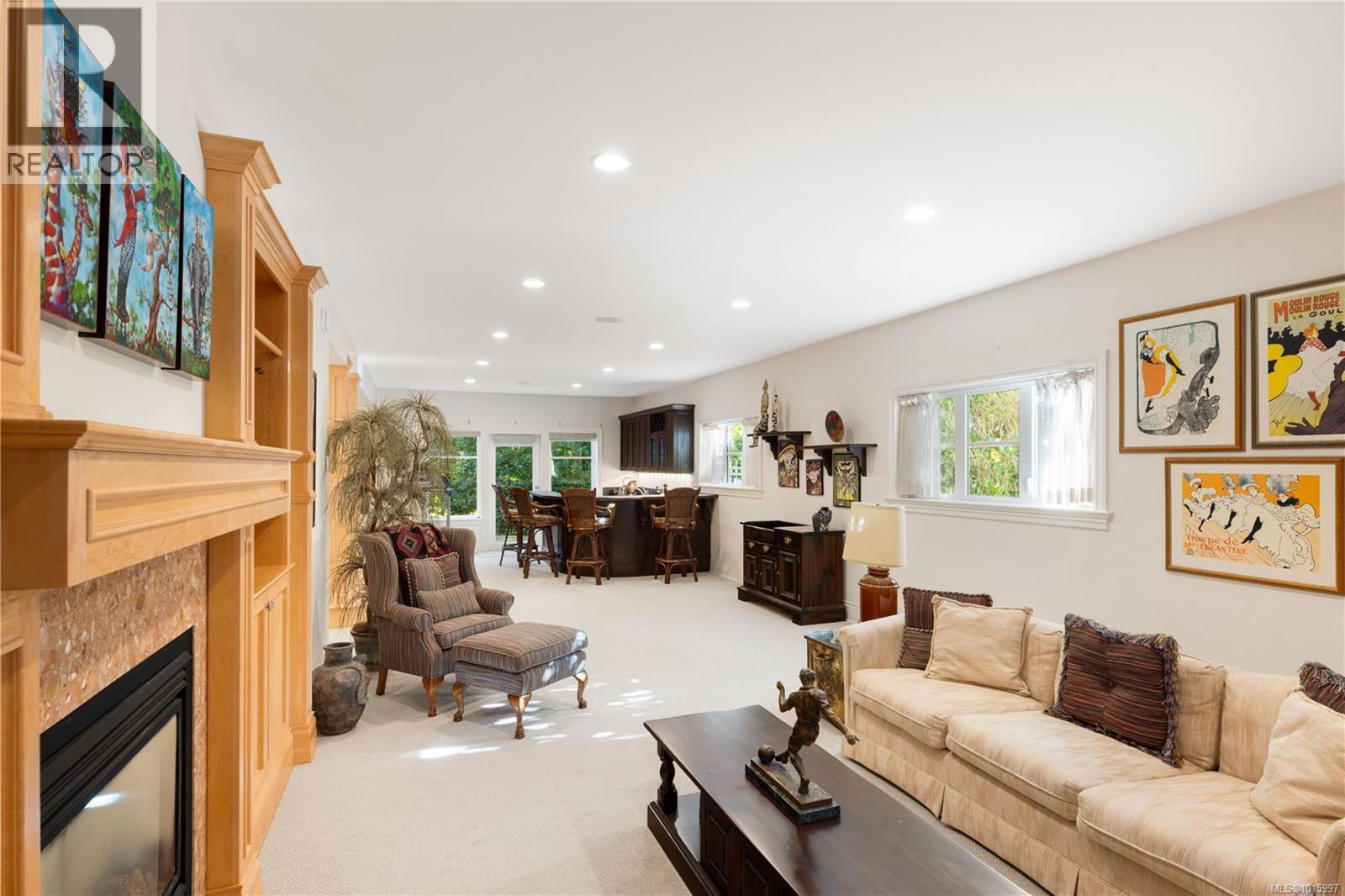 3721 Arbutus Ridge, Saanich