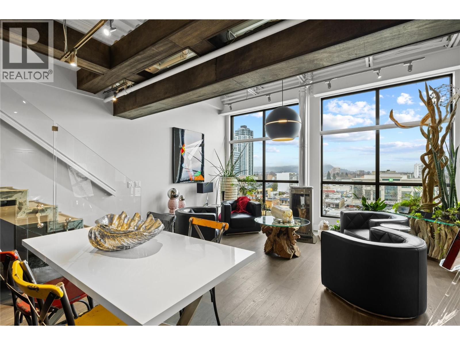 605 1630 Pandosy Street, Kelowna