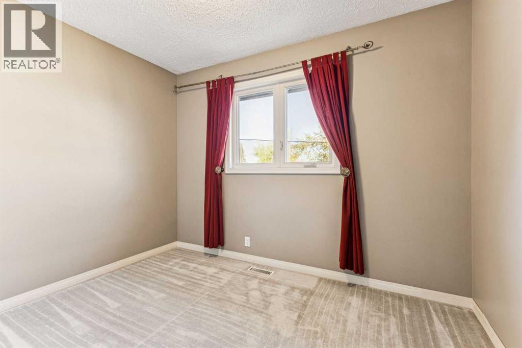 Single Family House for Sale in   Street NW Montgomery Calgary 