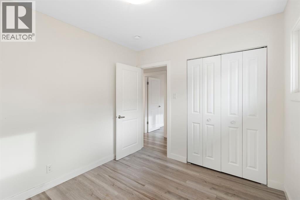 Single Family House Bungalow for Sale in  Thornbank Drive Thorncliffe Calgary 