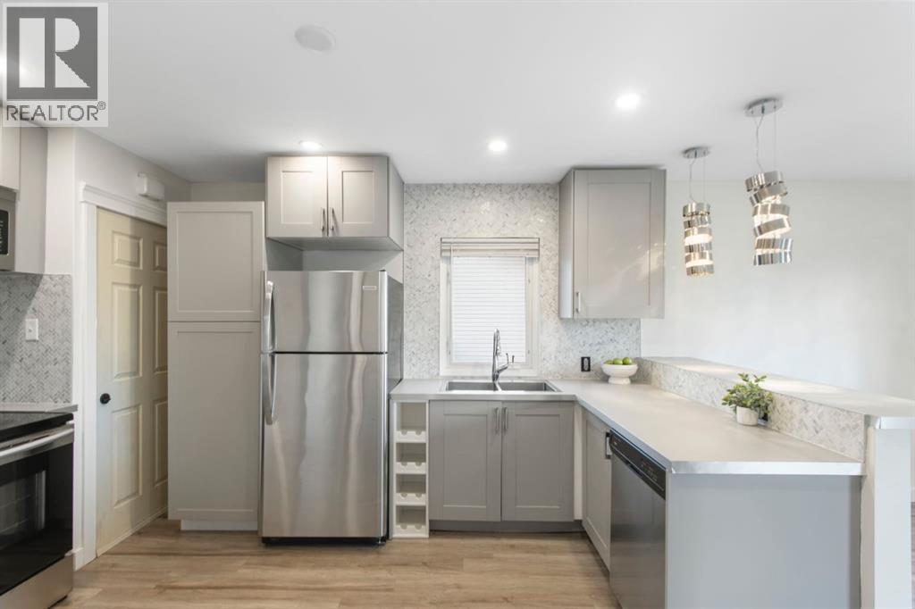 Single Family House Bungalow for Sale in  Thornbank Drive Thorncliffe Calgary 