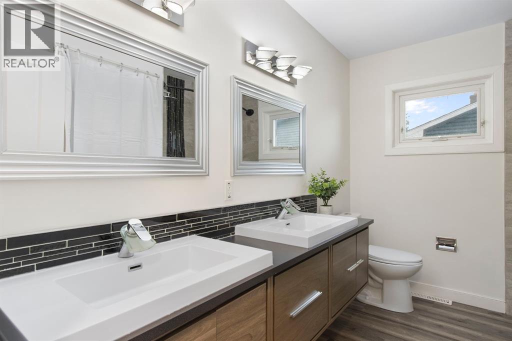 Single Family House Bungalow for Sale in  Thornbank Drive Thorncliffe Calgary 