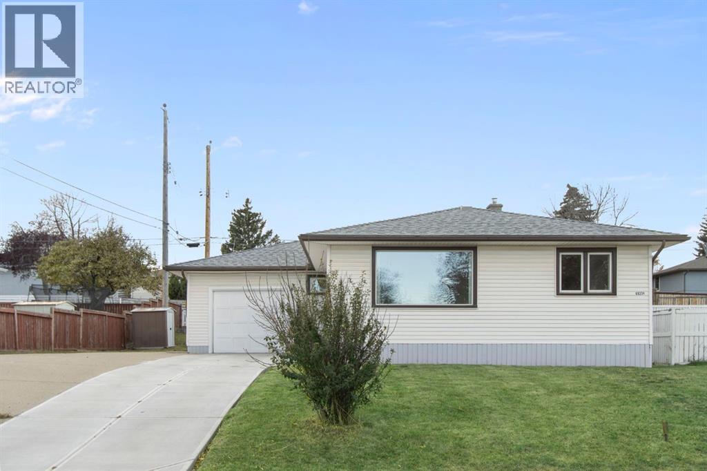 Single Family House Bungalow for Sale in  Thornbank Drive Thorncliffe Calgary 