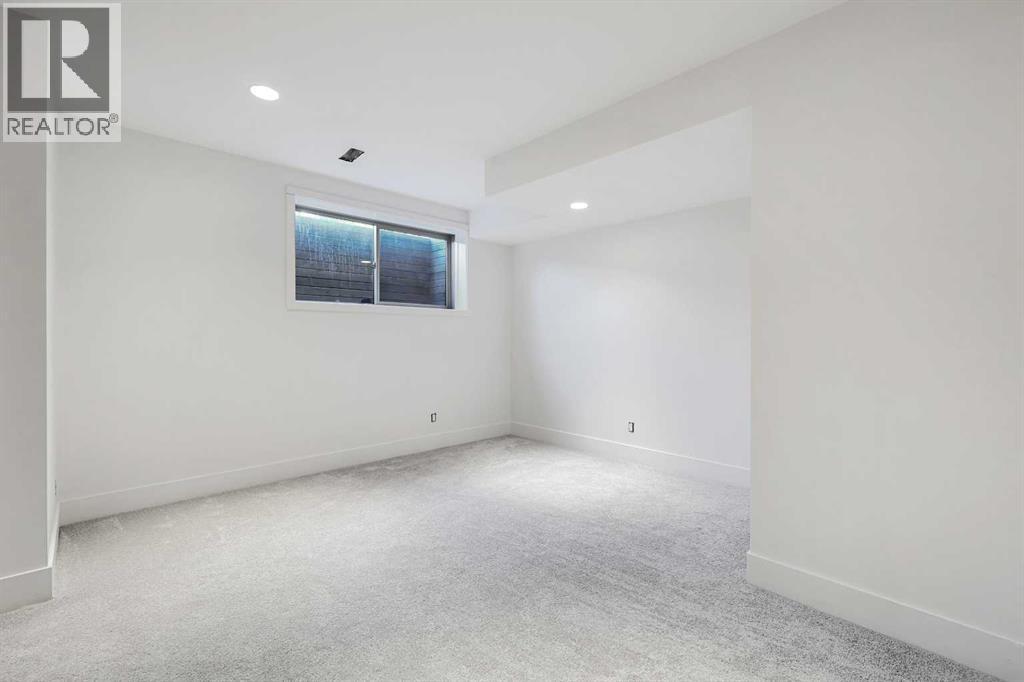 Single Family House for Sale in  a Street SW Richmond Calgary 