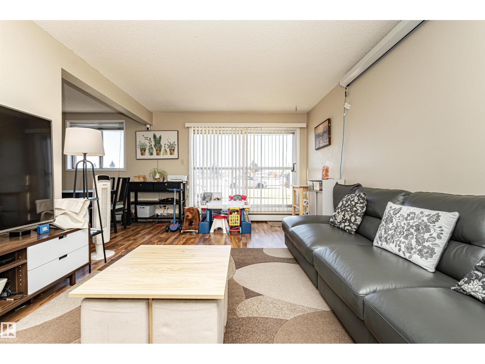 #104 4503 51 ST, Leduc