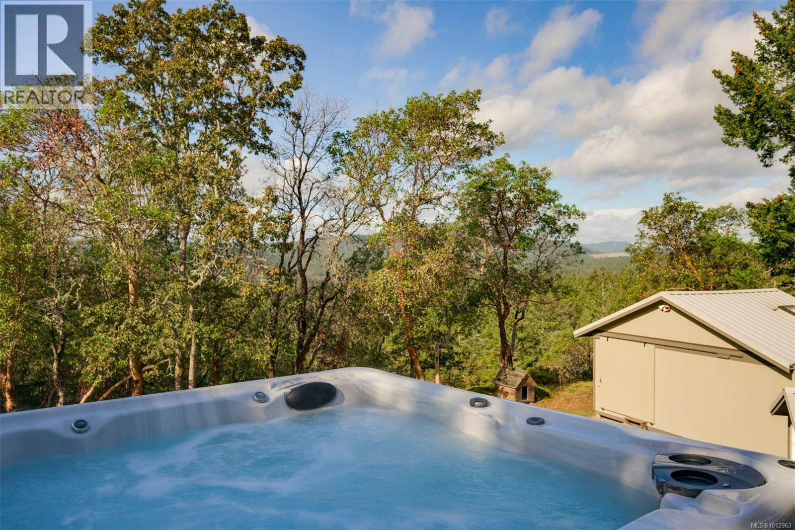  4801 Excelsior Road, Saanich