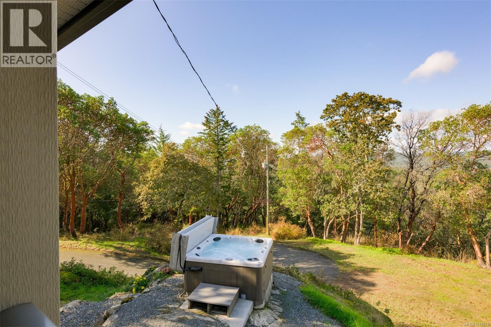  4801 Excelsior Road, Saanich