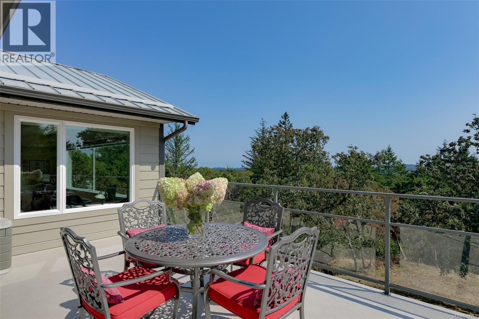  4801 Excelsior Road, Saanich