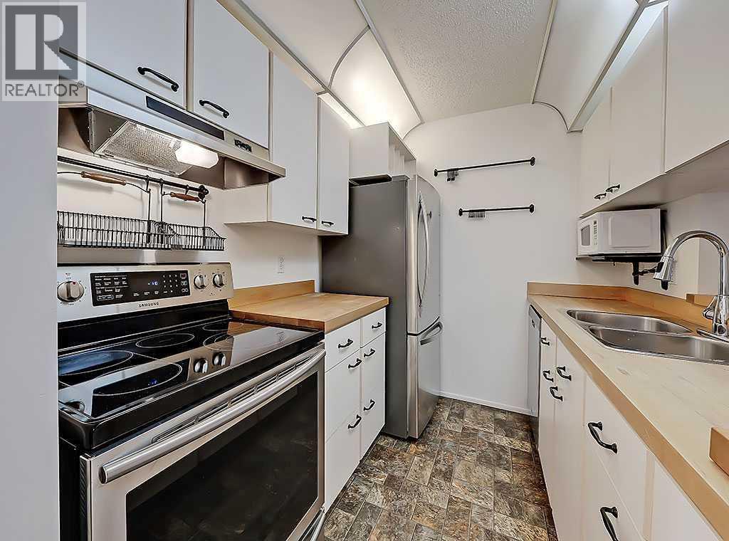 Single Family House for Sale in   Dover Point SE Dover Calgary 