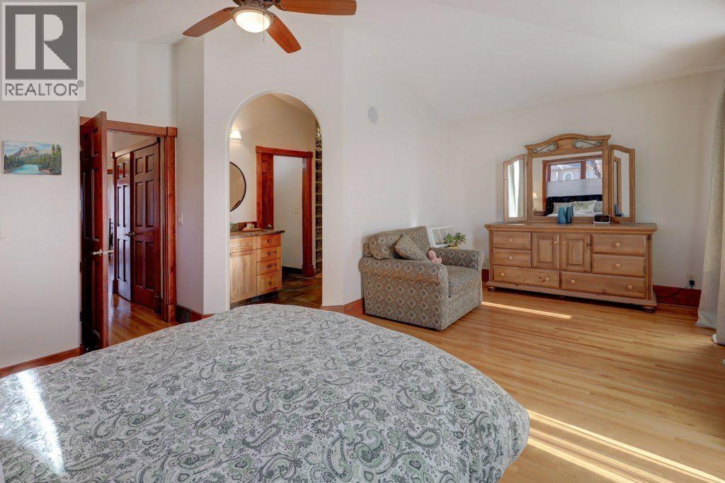 Single Family House for Sale in   Street SW South Calgary Calgary 