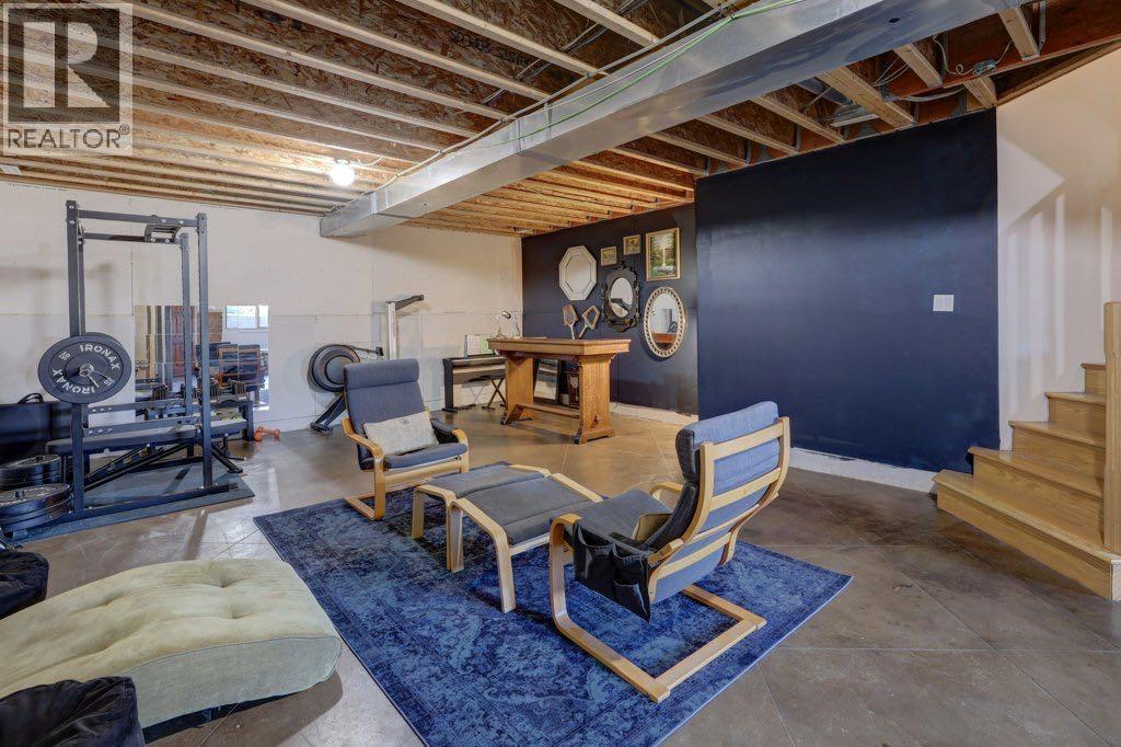 Single Family House for Sale in   Street SW South Calgary Calgary 