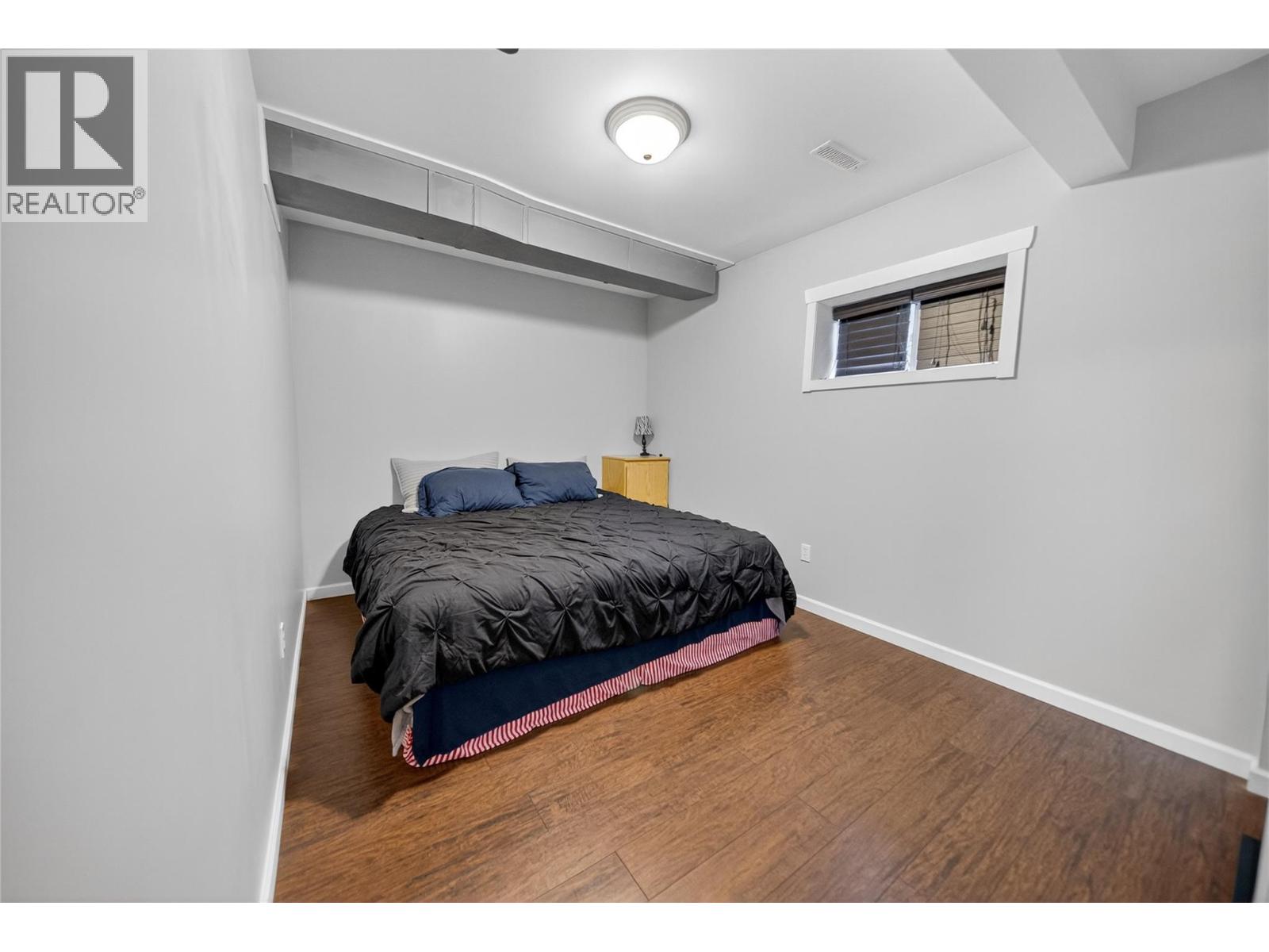 1412 20A Street South Street, Cranbrook