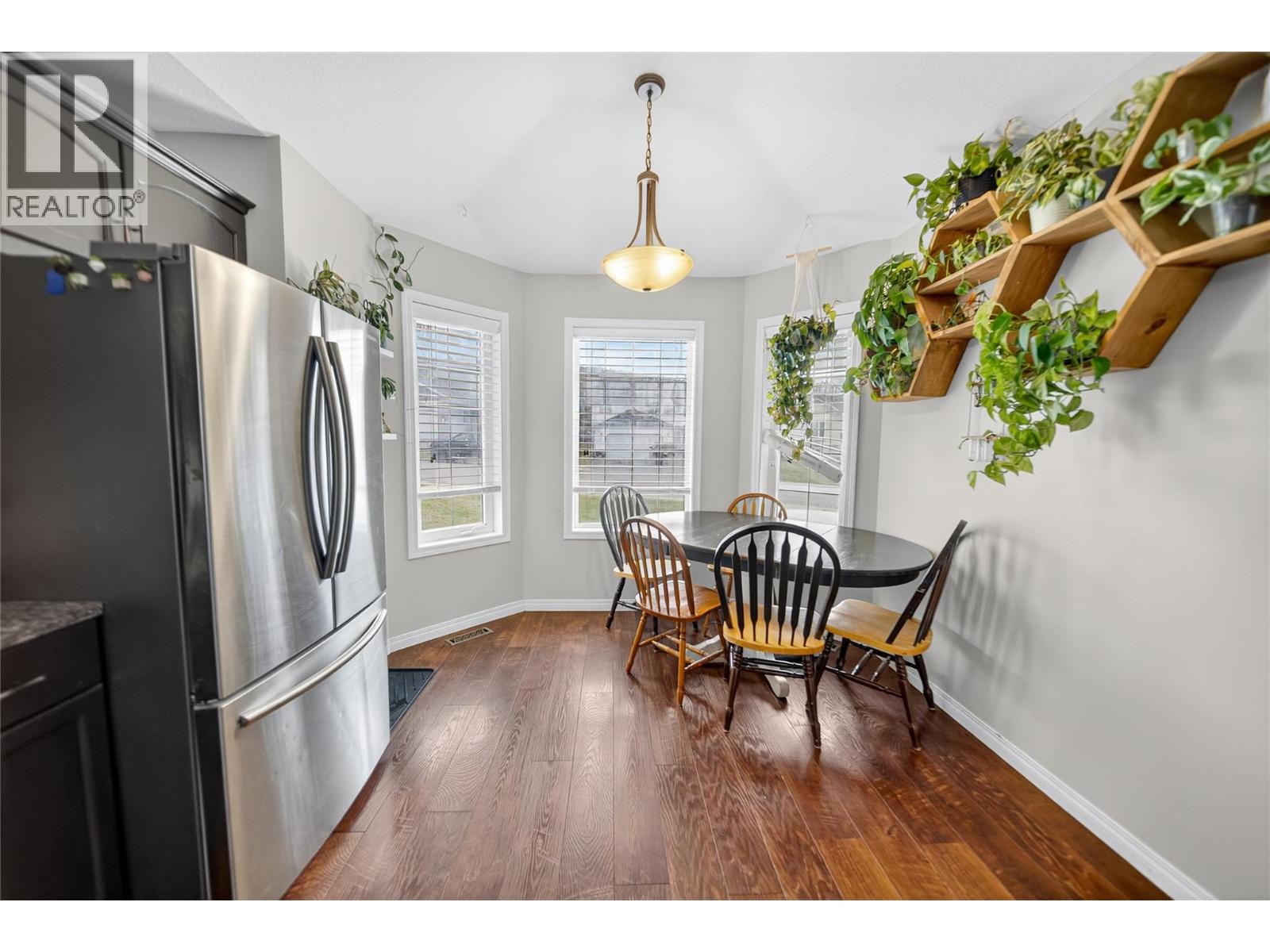 1412 20A Street South Street, Cranbrook