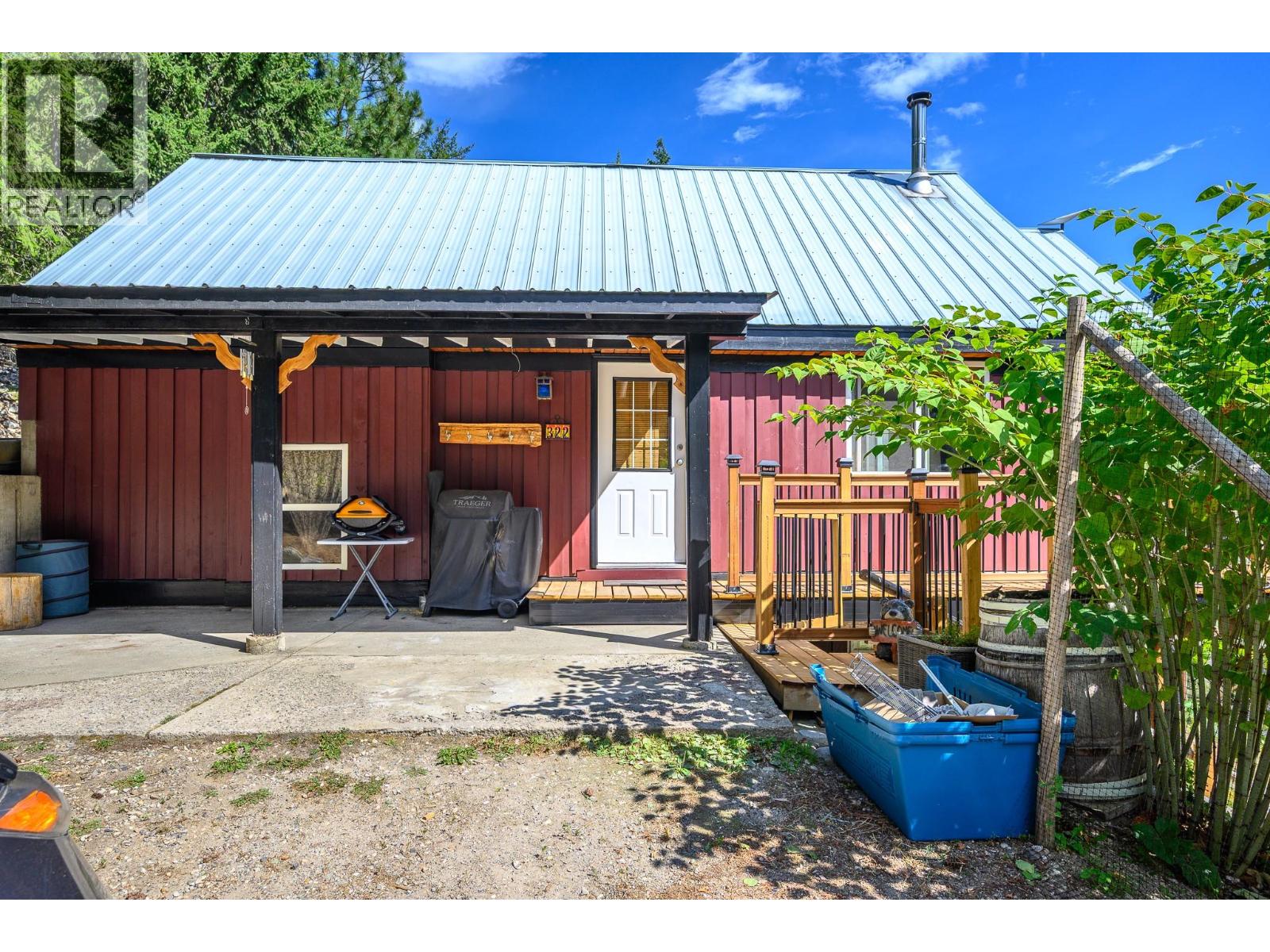 322 Northern View Drive, Vernon