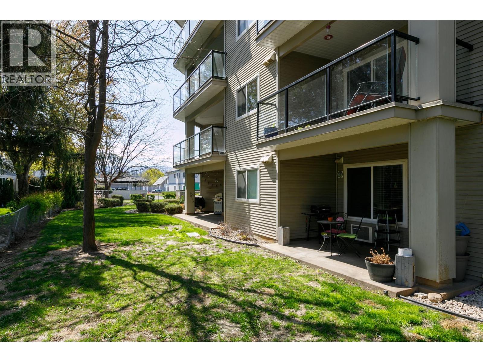 111 135 Ziprick Road, Kelowna