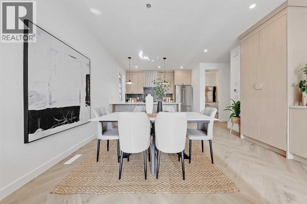 Single Family House for Sale in    Avenue SW South Calgary Calgary 