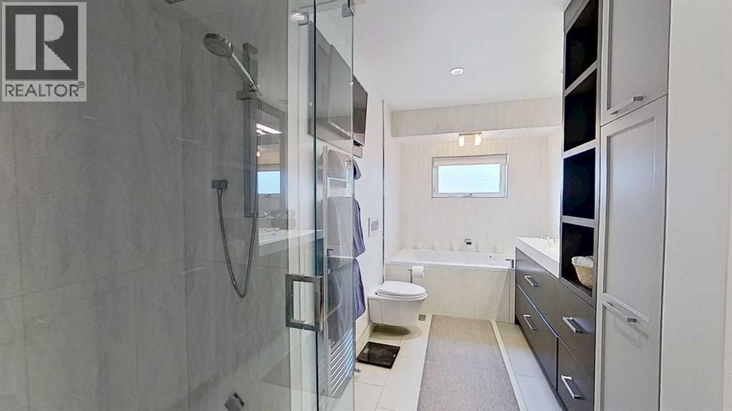 Single Family House Bungalow for Sale in   Street NE Mayland Heights Calgary 