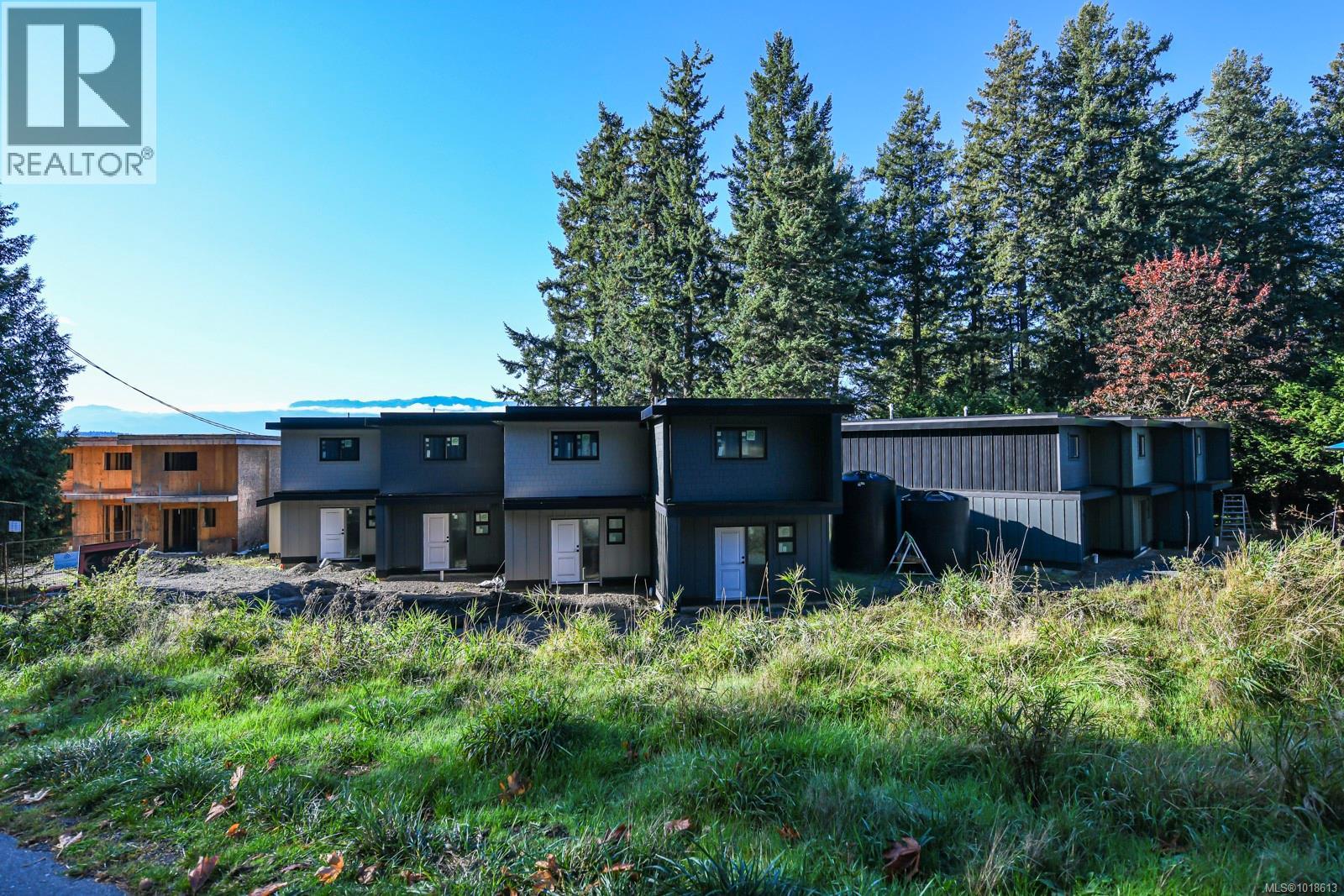 #211 4305 SHINGLE SPIT RD - 22