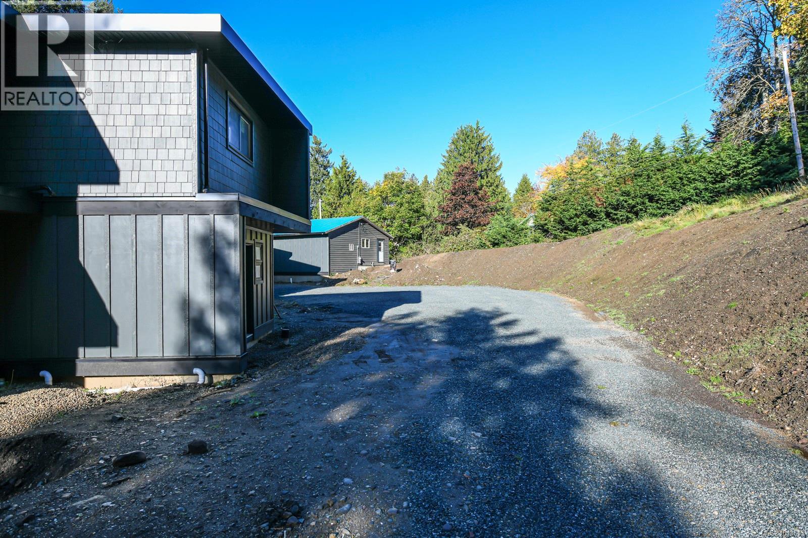 #211 4305 SHINGLE SPIT RD - 23