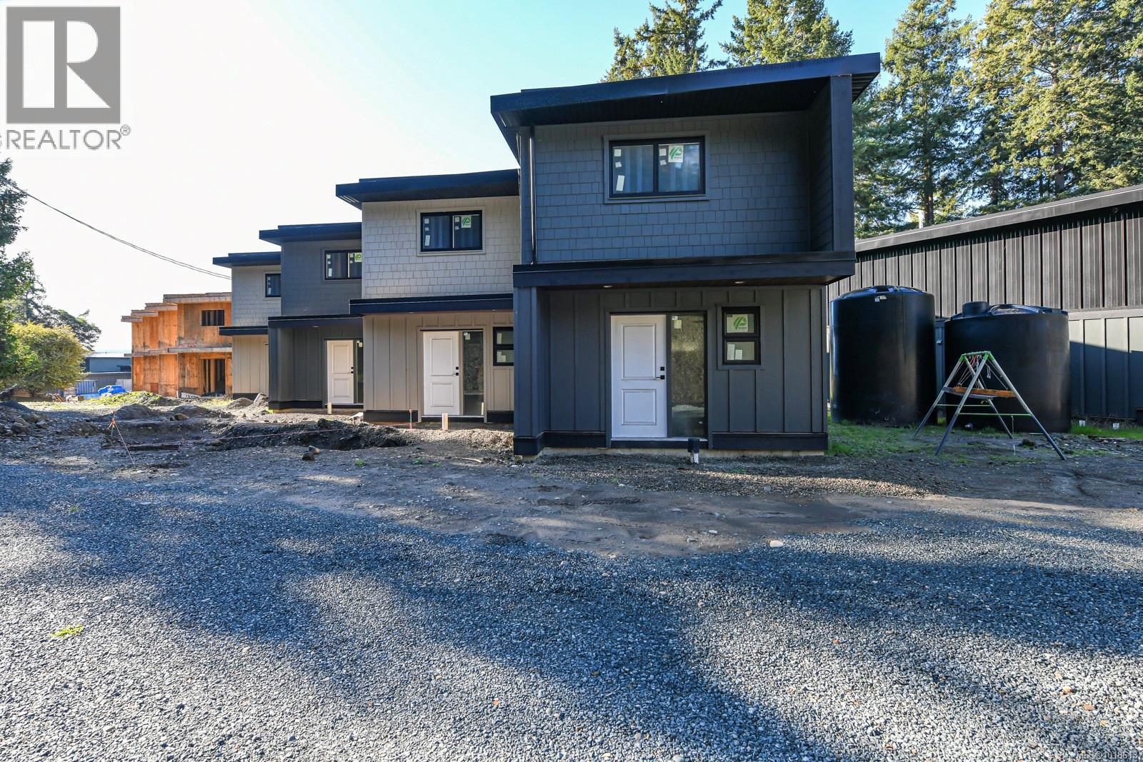 #211 4305 SHINGLE SPIT RD - 26