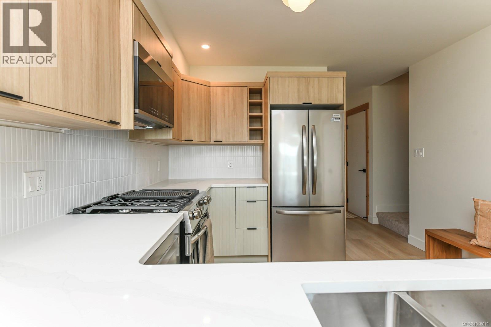 #211 4305 SHINGLE SPIT RD - 27