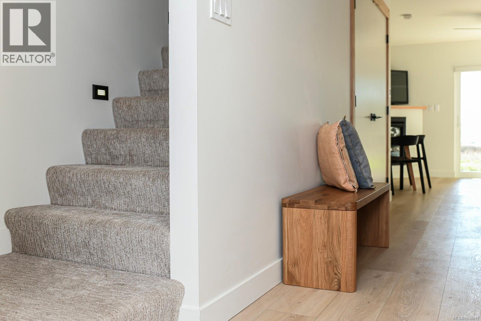 #211 4305 SHINGLE SPIT RD - 42