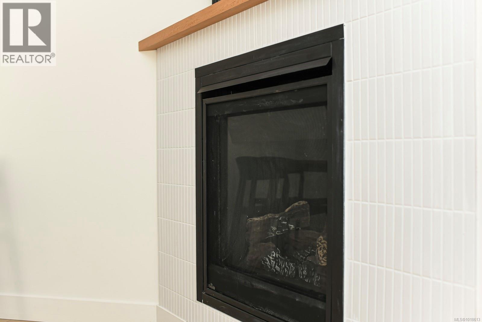 #211 4305 SHINGLE SPIT RD - 43