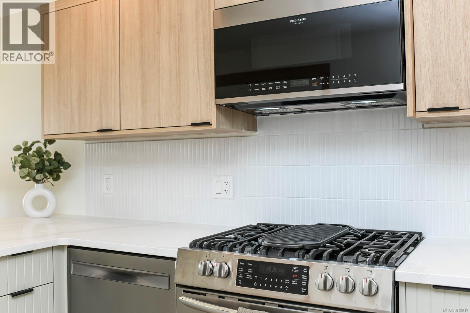 #211 4305 SHINGLE SPIT RD - 46