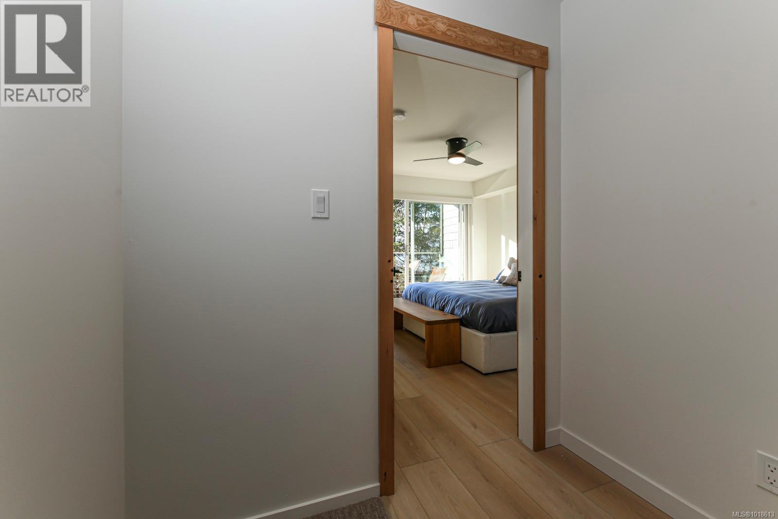 #211 4305 SHINGLE SPIT RD - 51