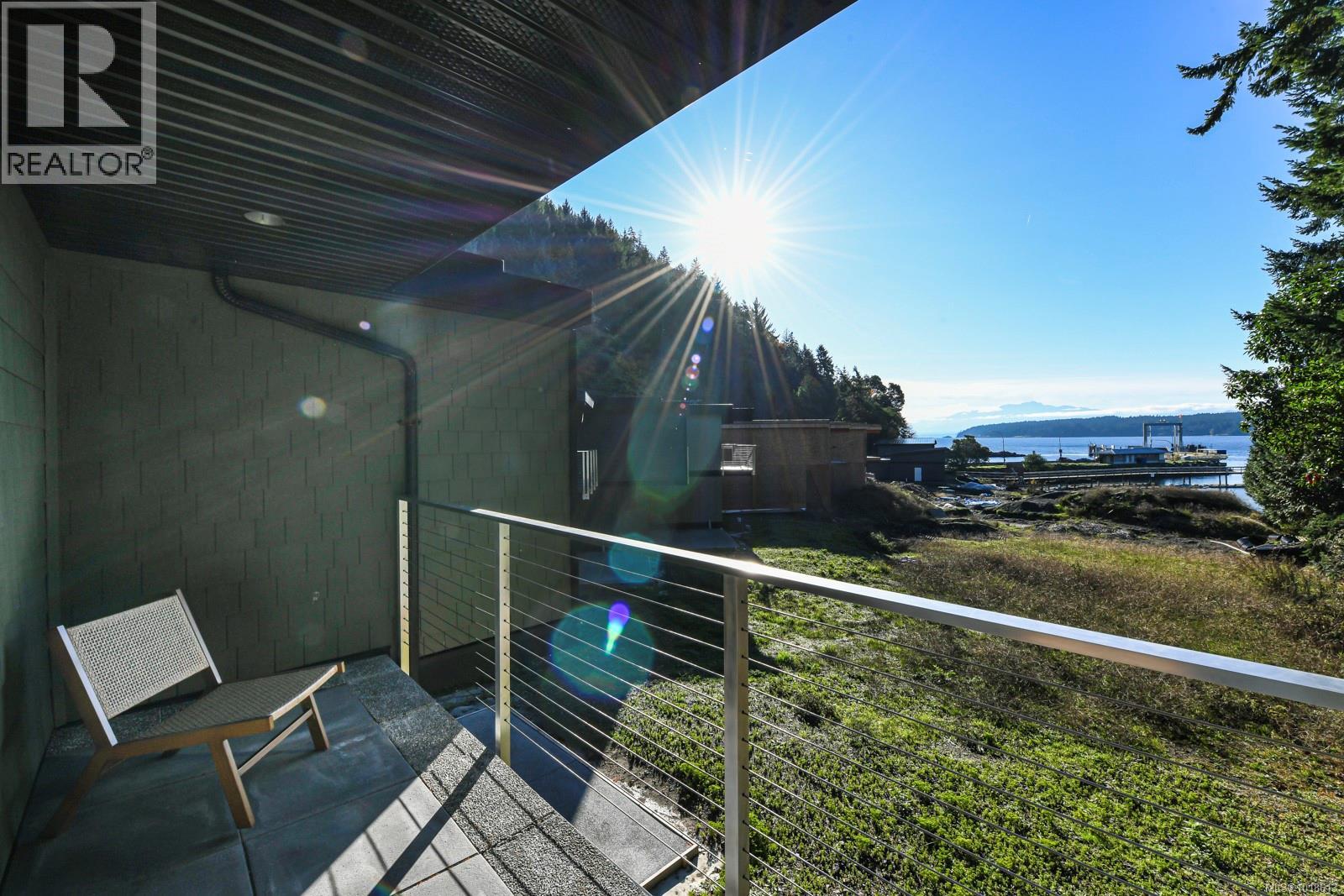 #211 4305 SHINGLE SPIT RD - 52