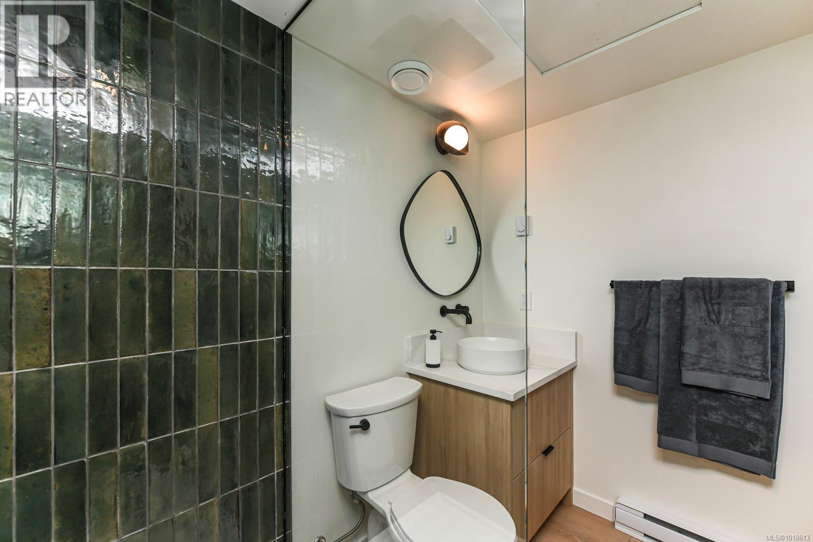 #211 4305 SHINGLE SPIT RD - 60