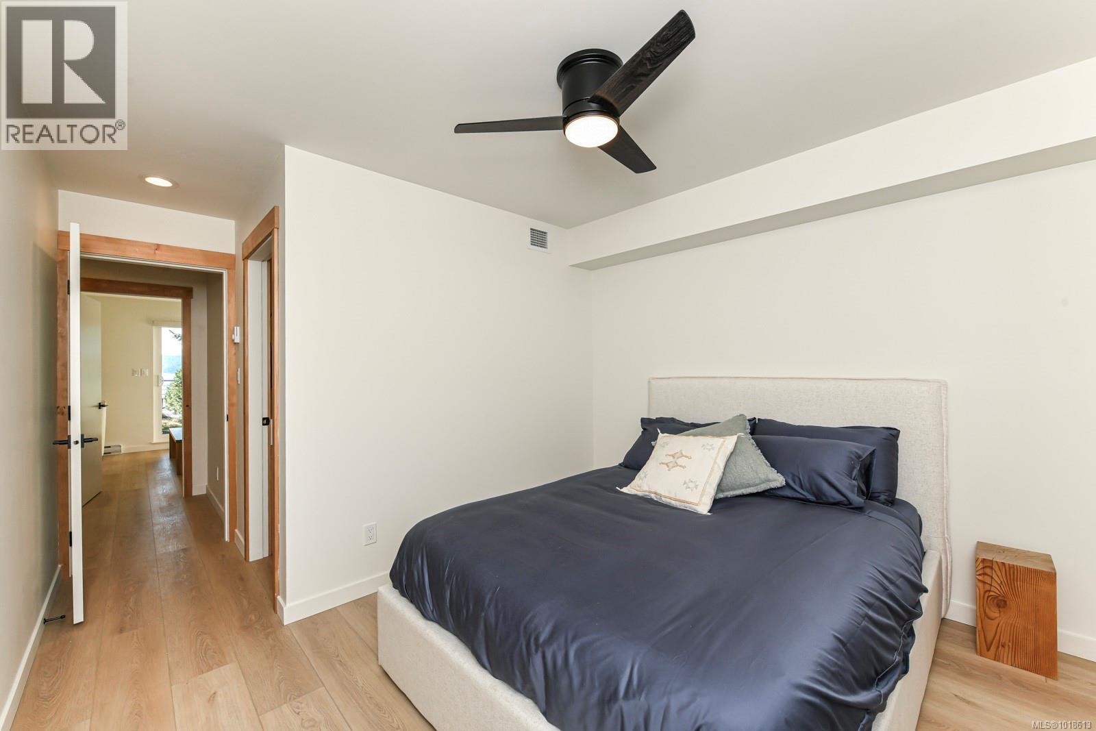 #211 4305 SHINGLE SPIT RD - 62