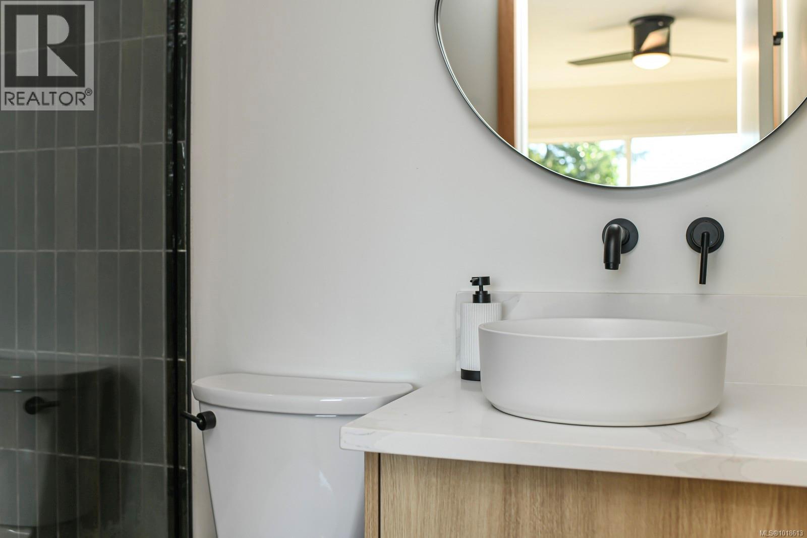 #211 4305 SHINGLE SPIT RD - 68