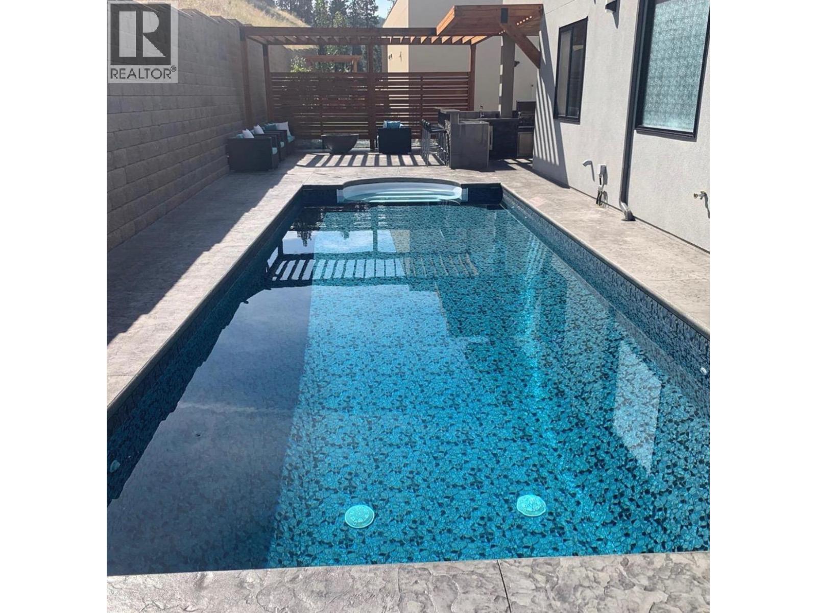  1673 Travertine Drive, Lake Country