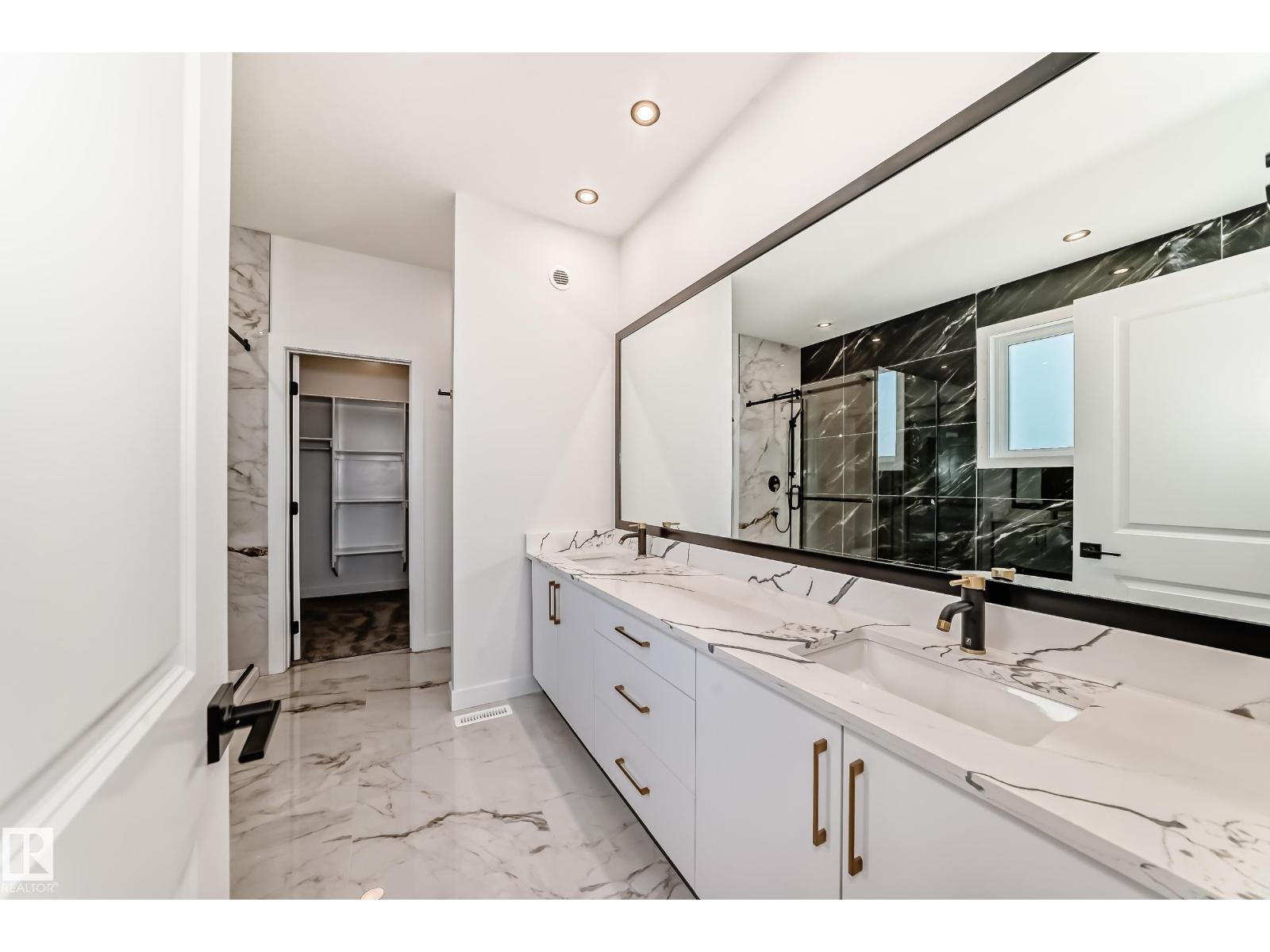 14 Tenuto LI, Spruce Grove