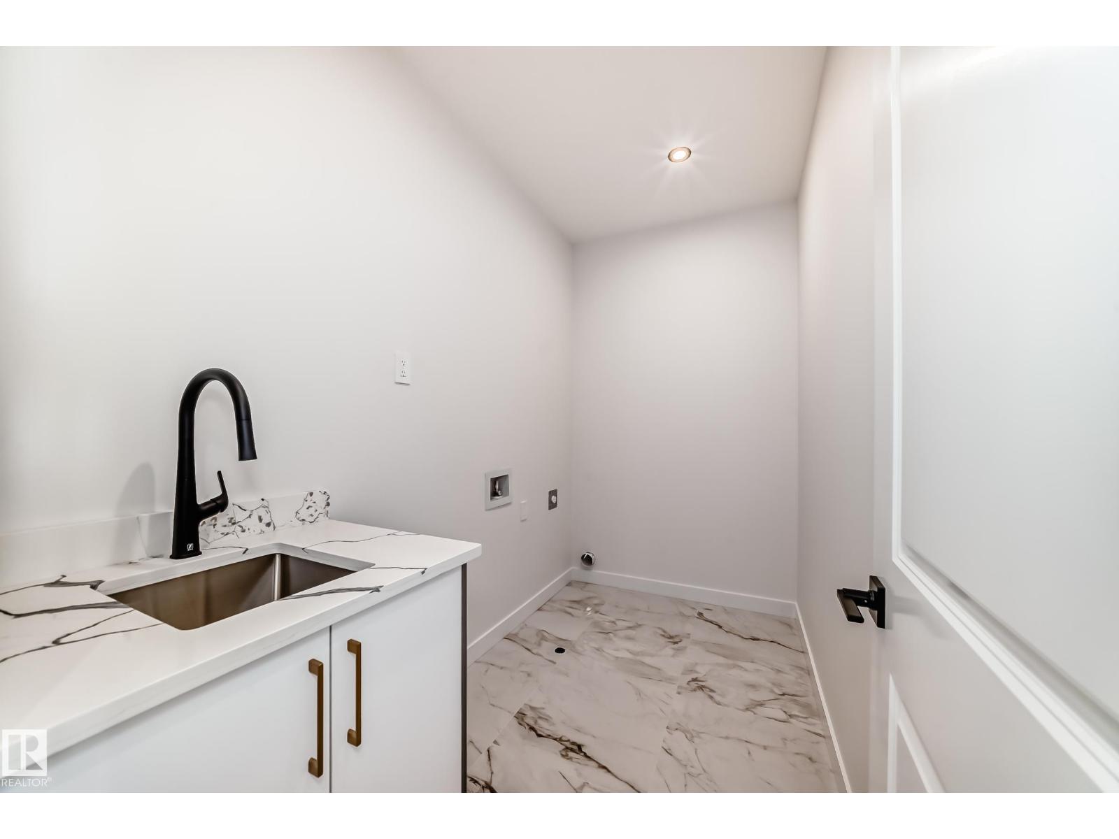 14 Tenuto LI, Spruce Grove