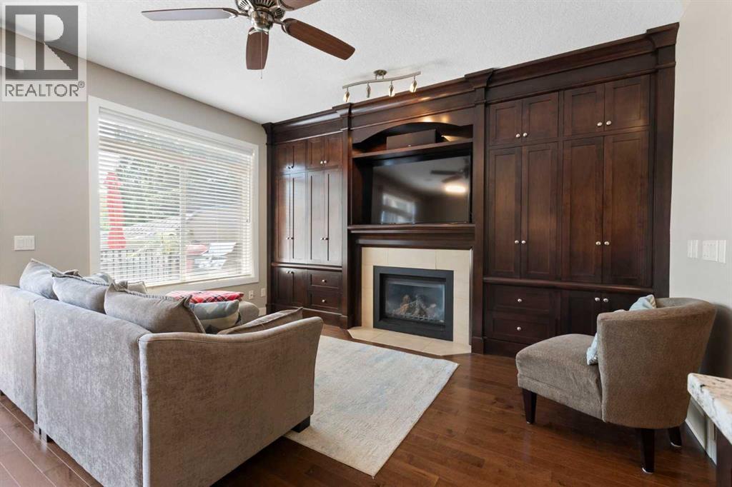 Single Family House for Sale in   Avenue SW Spruce Cliff Calgary 