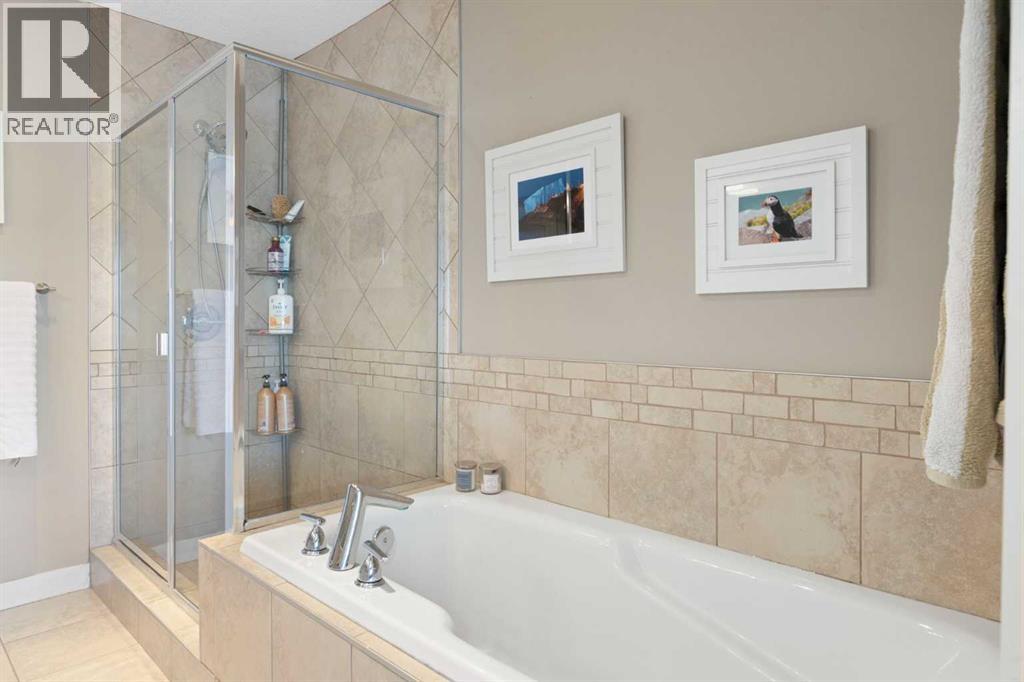 Single Family House for Sale in   Avenue SW Spruce Cliff Calgary 