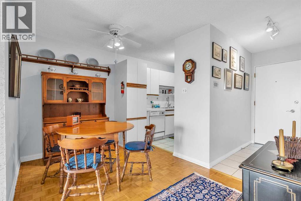 Single Family House for Sale in   Cedar Crescent SW Spruce Cliff Calgary 