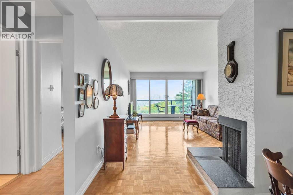 Single Family House for Sale in   Cedar Crescent SW Spruce Cliff Calgary 