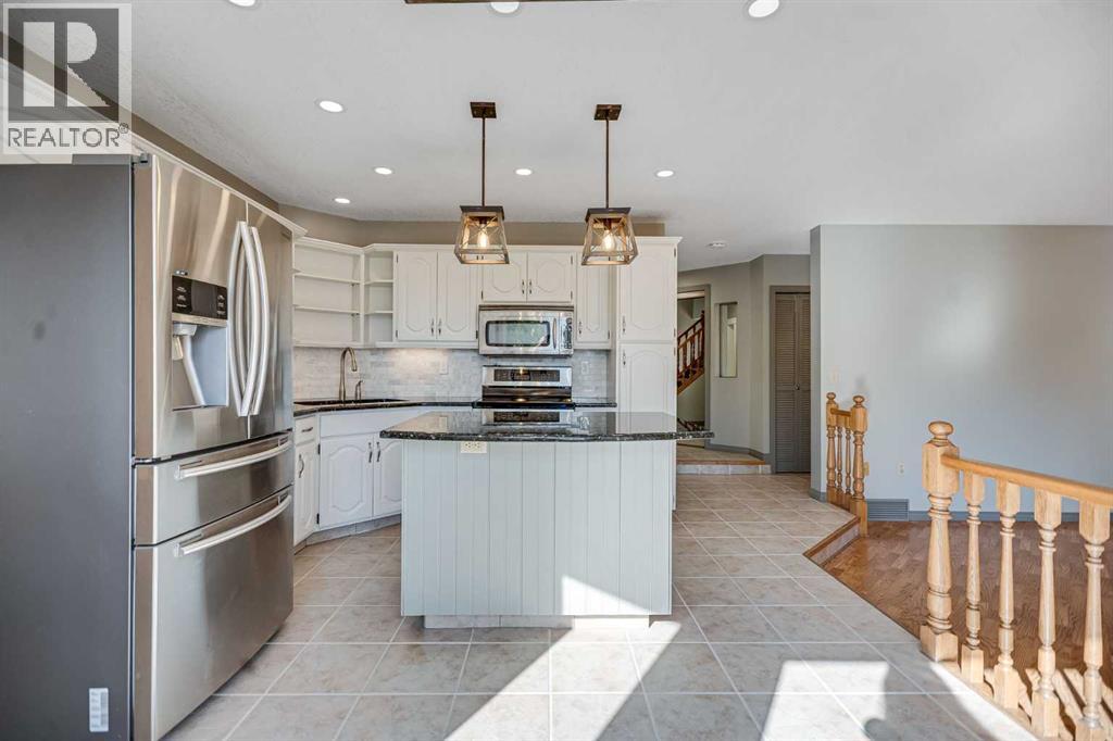 Single Family House for Sale in  Wood Valley Drive SW Woodbine Calgary 