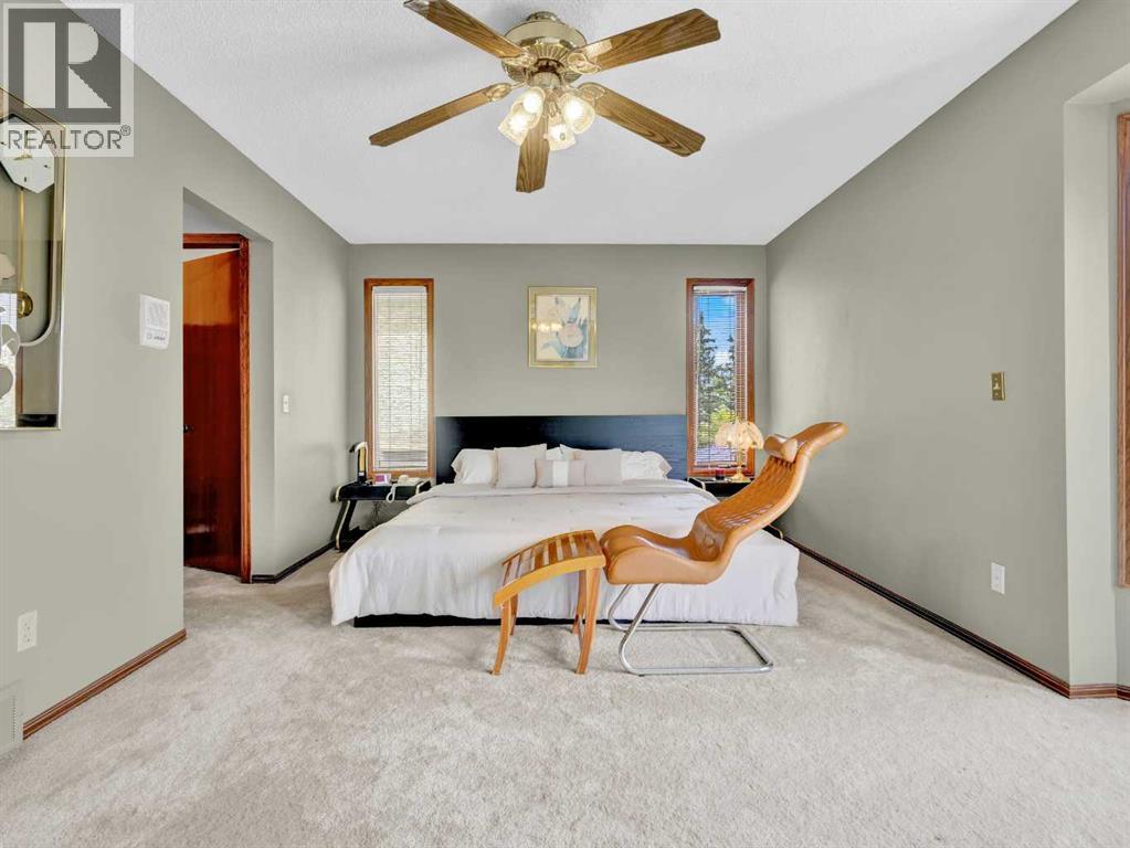 Single Family House for Sale in  Hawkcliff Way NW Hawkwood Calgary 