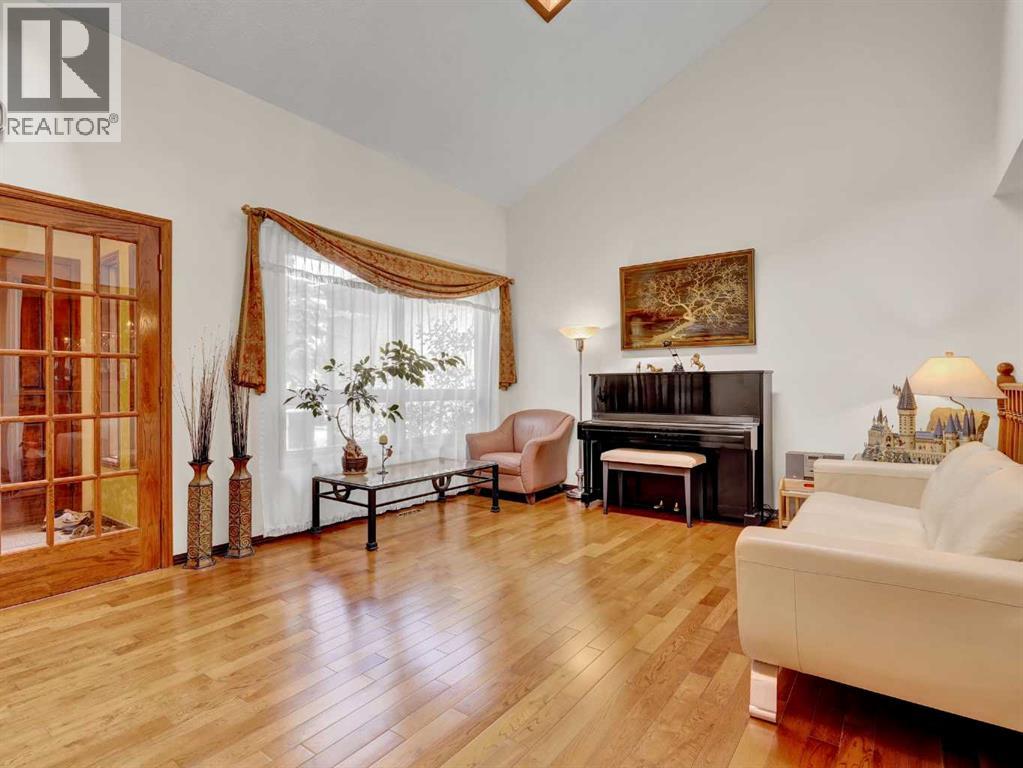 Single Family House for Sale in  Hawkcliff Way NW Hawkwood Calgary 