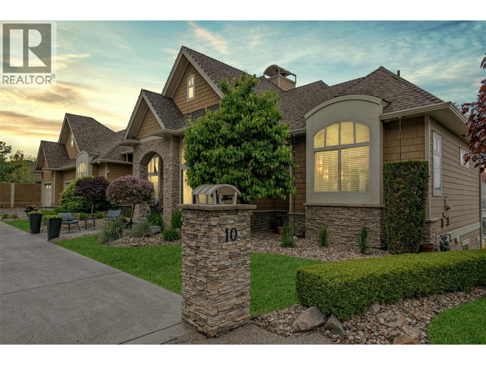 10 1117 Mt Fosthall Drive, Vernon