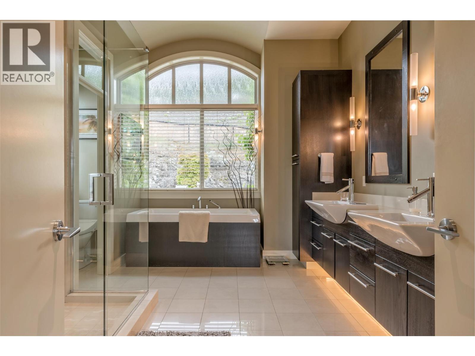 10 1117 Mt Fosthall Drive, Vernon